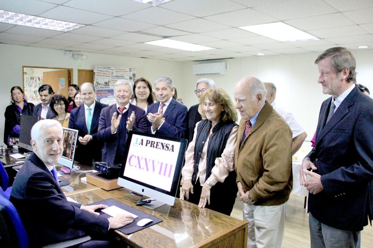 Con amena, distendida y solemne ceremonia,  Diario La Prensa celebró 127 años de vida
