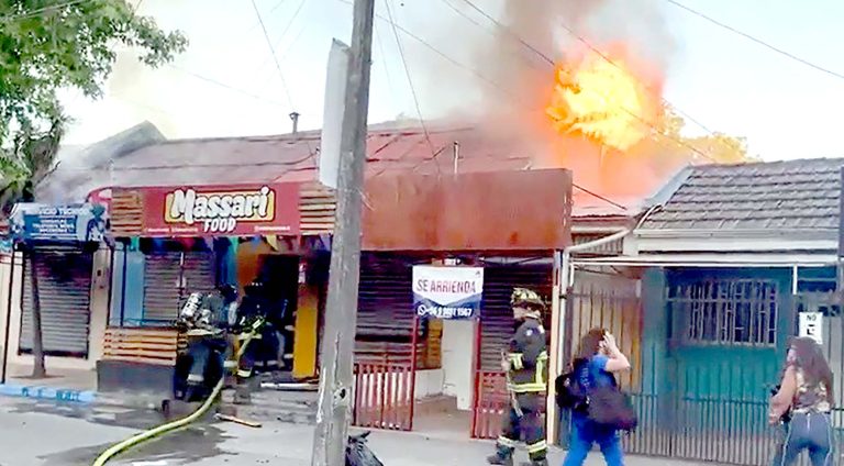 Cinco locales comerciales en el centro de Talca fueron destruidos completamente por las llamas