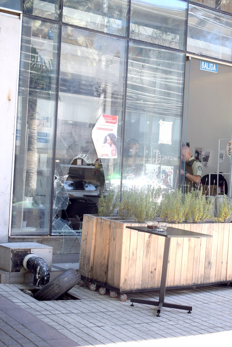 Millonario robo a cafetería en pleno centro de Talca