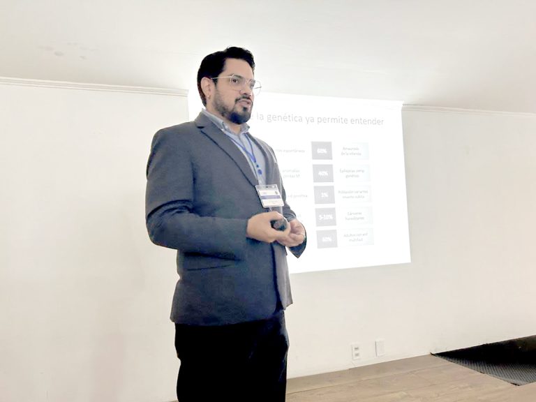 El primer genetista del ámbito público en la región y su búsqueda de diagnósticos para enfermedades raras