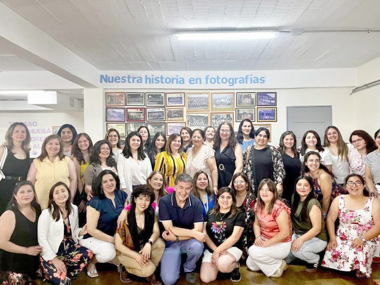 Emotivo encuentro anual de exalumnas de Hogar Femenino