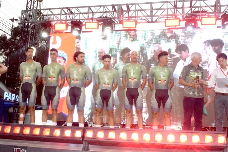 Con 200 ciclistas y 35 equipos parte Vuelta Maule Centro