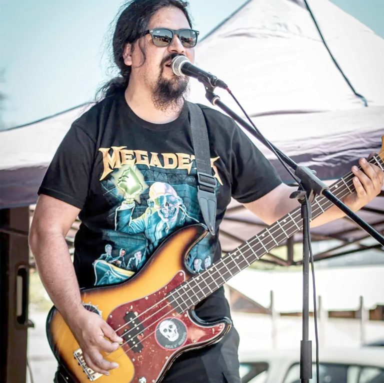 Sin licencia manejaba conductora que atropelló fatalmente a músico