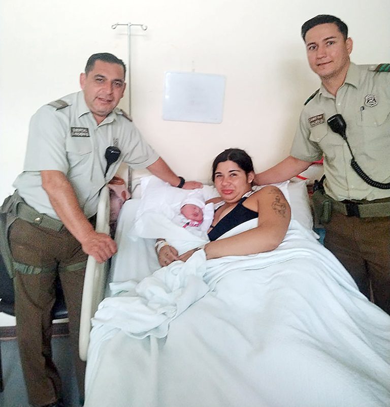 Carabineros apoyó parto en plena zona céntrica de Parral