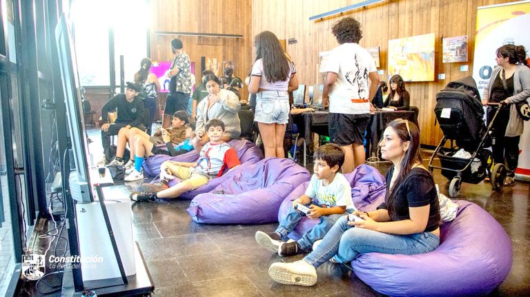 Conti Game convocó a cientos de jóvenes en exitosa jornada de entretención y tecnología