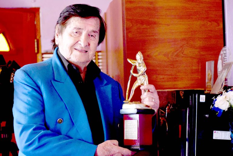 Luis Alberto Martínez: un curicano que impactó en el corazón romántico de los chilenos