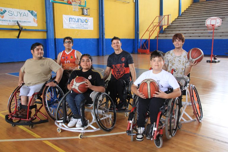 Lugar de encuentro, motivación y recreación: taller de básquetbol en silla de ruedas