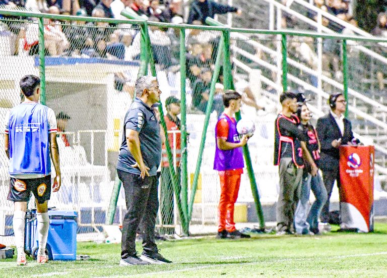 “Debemos saber leer los momentos del partido”