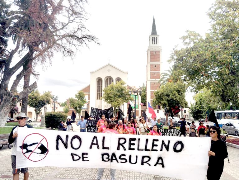 Vecinos protestan por posible instalación de relleno sanitario
