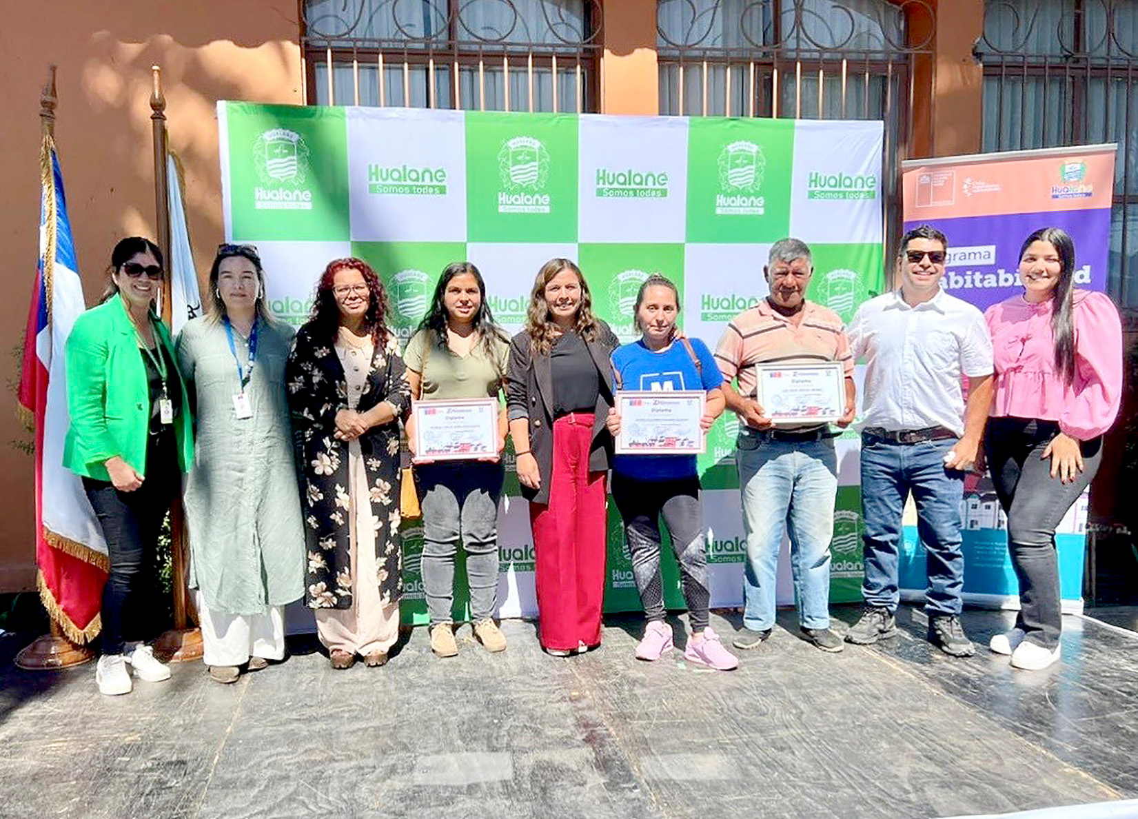 Gobierno plasmó mejores viviendas y mayor calidad de vida - Diario La Prensa